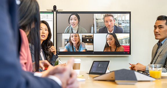 Immagine decorativa per Poly Power meets<br>Microsoft Teams